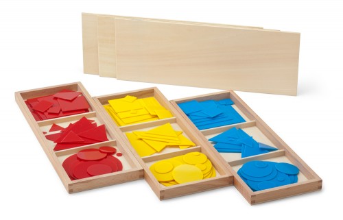 Satz mit Kreisen, Dreiecken und Quadraten  Montessori Lernwelten - Der  Shop für Montessori Material